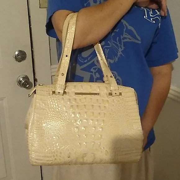 SOLD!! NWT Alice Sunglow Melbourne Genuine Leather Brahmin Bag W Dust Bag - Picture 16 of 16